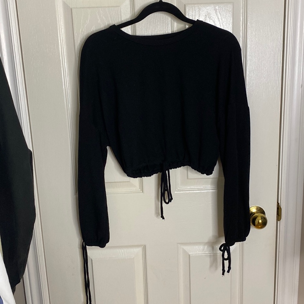 Revamped cropped long sleeve